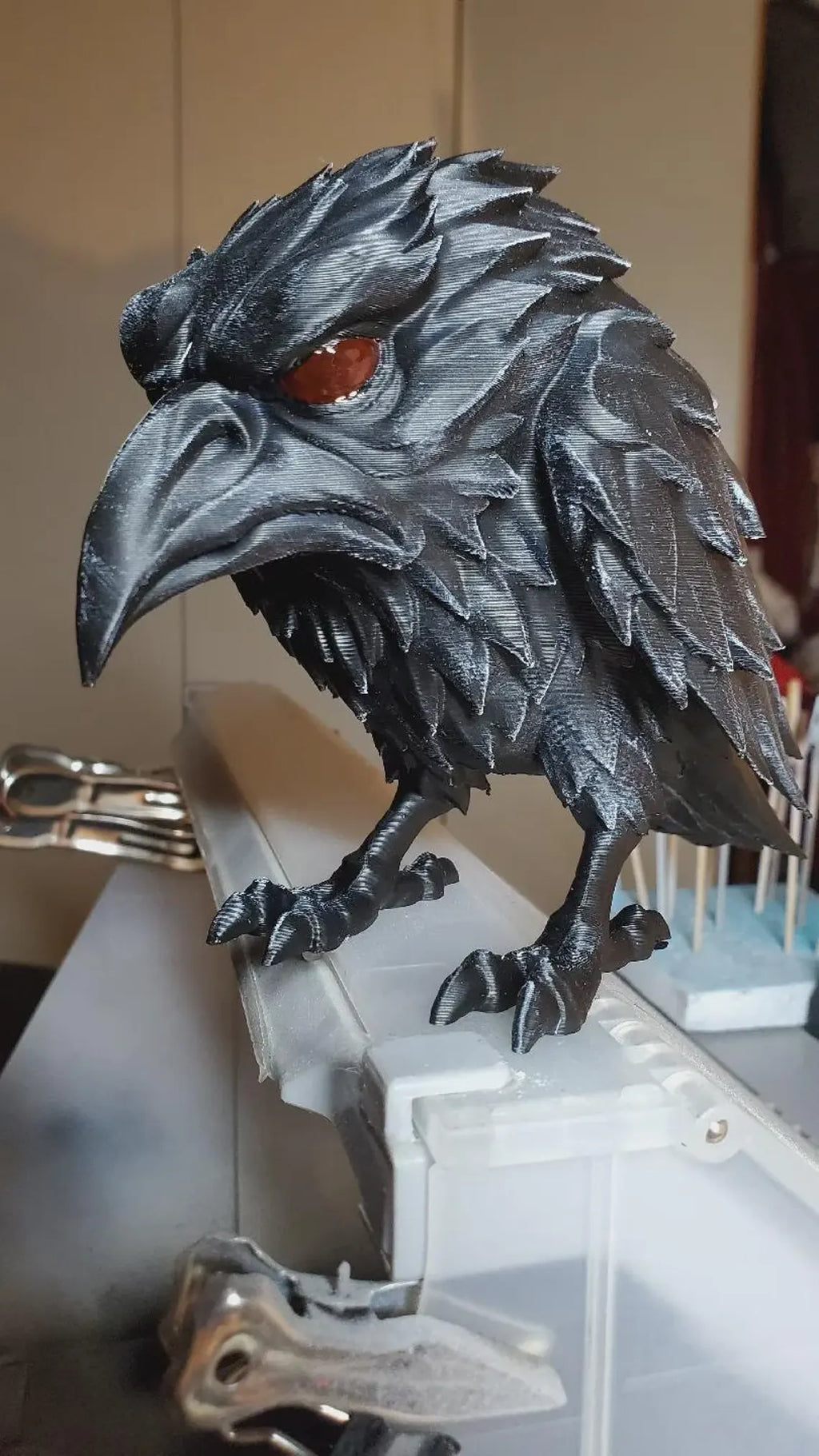The Shadow Raven – Gothic Shelf Sculpture